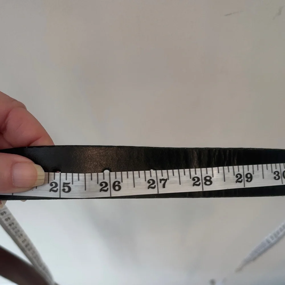 Boys waist size 25”-29” Black Leather Belt Sz medium